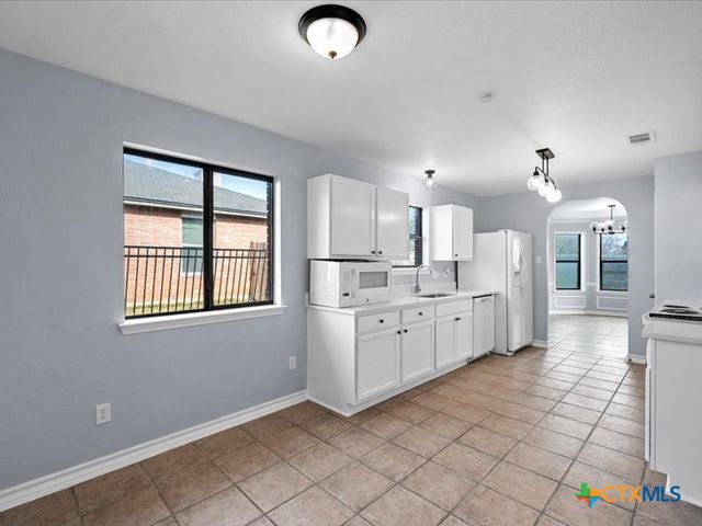 3705 Basset Drive, Killeen, TX 76543