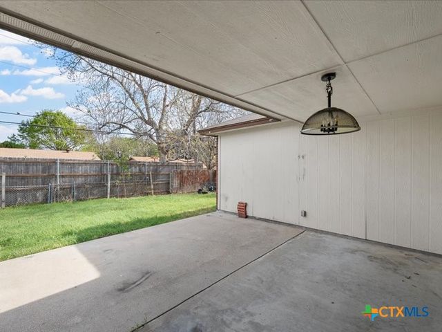 3705 Basset Drive, Killeen, TX 76543