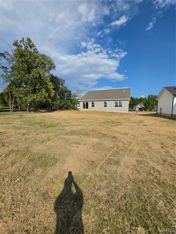 37 millwell, Maryland Heights, MO 63043
