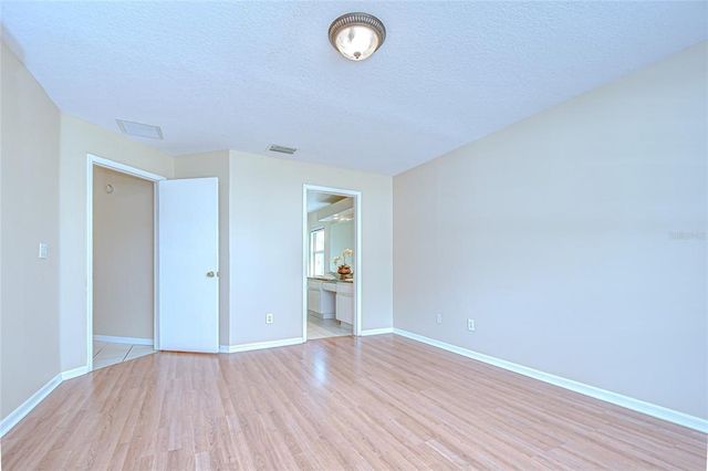 4910 RAMBLING ROSE PLACE, Tampa, FL 33624