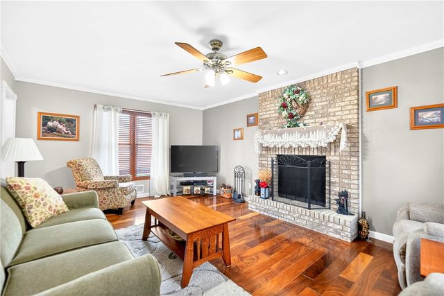 112 CIRCLE DRIVE, Irwin, PA 15642