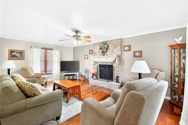 112 CIRCLE DRIVE, Irwin, PA 15642