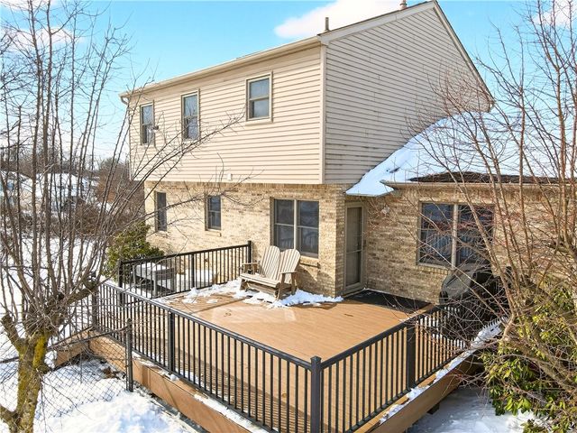 112 CIRCLE DRIVE, Irwin, PA 15642