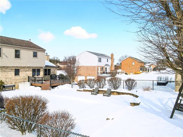 112 CIRCLE DRIVE, Irwin, PA 15642