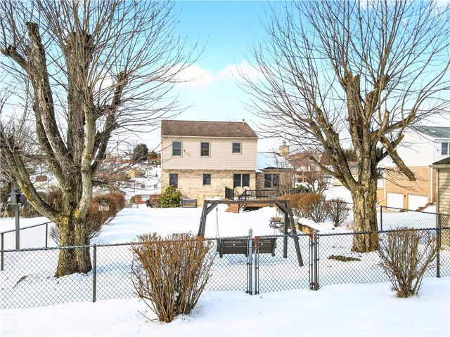 112 CIRCLE DRIVE, Irwin, PA 15642