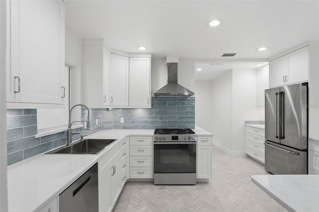 2906 PASS A GRILLE WAY, St Pete Beach, FL 33706