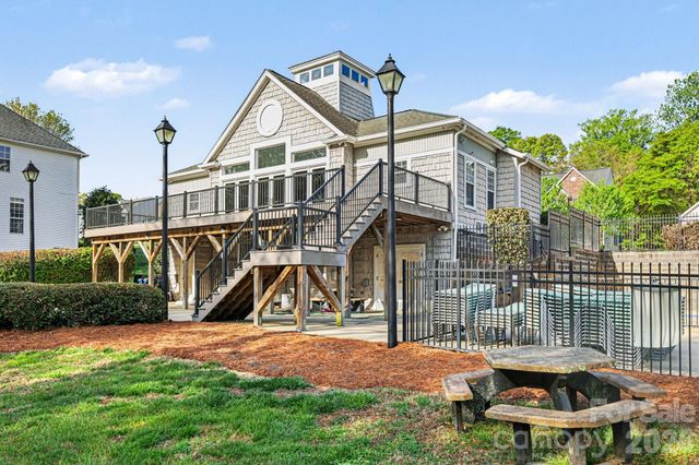 308 Langhorne Drive, Mount Holly, NC 28120