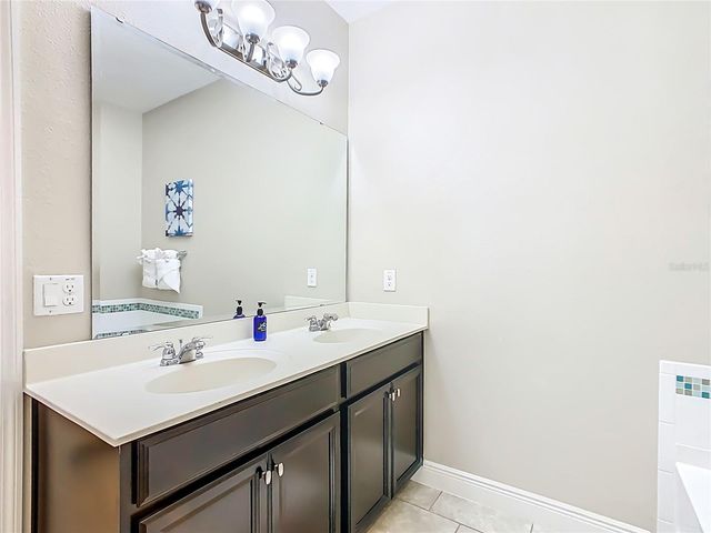 5128 OAKBOURNE AVENUE, Davenport, FL 33837