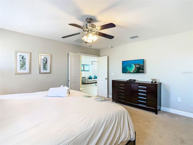 5128 OAKBOURNE AVENUE, Davenport, FL 33837