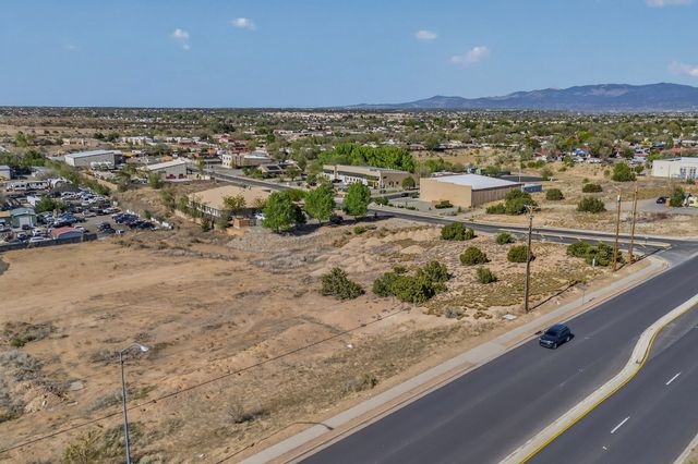 6753 Airport Road, Santa Fe, NM 87507