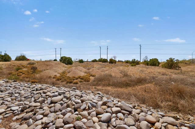 6753 Airport Road, Santa Fe, NM 87507