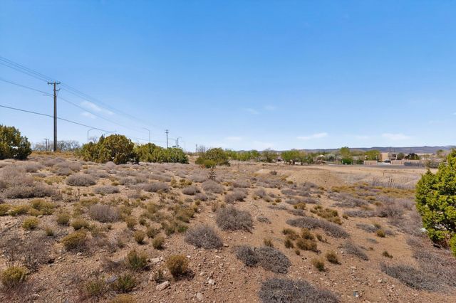 6753 Airport Road, Santa Fe, NM 87507