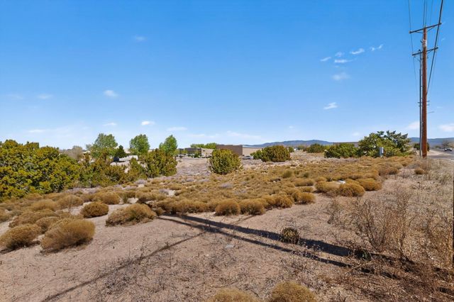 6753 Airport Road, Santa Fe, NM 87507