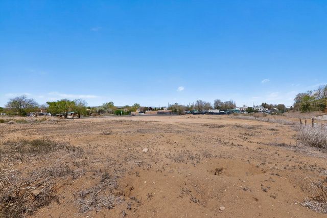 6753 Airport Road, Santa Fe, NM 87507