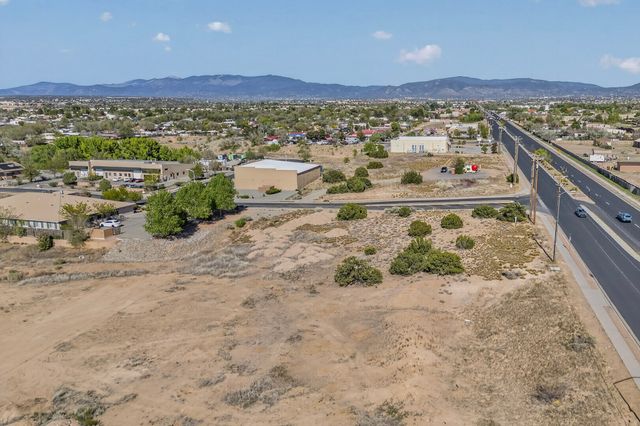 6753 Airport Road, Santa Fe, NM 87507