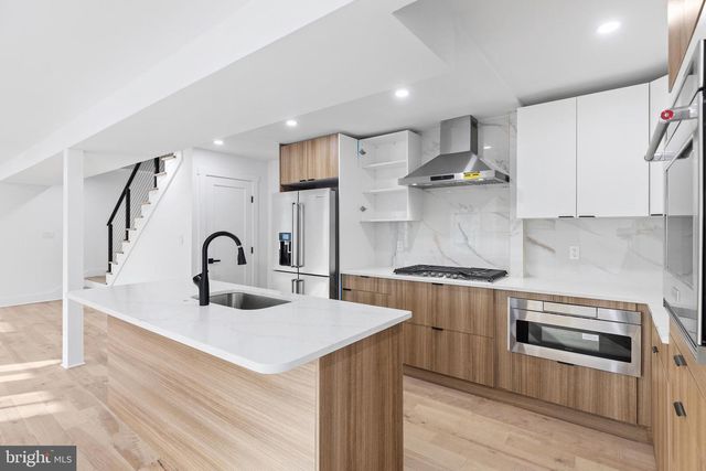 1355 LONGFELLOW ST NW, Washington, DC 20011