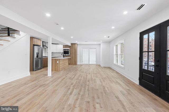 1355 LONGFELLOW ST NW, Washington, DC 20011