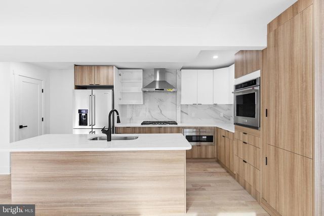 1355 LONGFELLOW ST NW, Washington, DC 20011