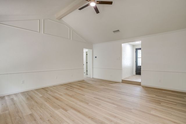7017 Betsy Ross Court, Watauga, TX 76148