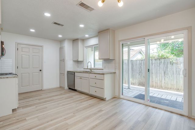 7017 Betsy Ross Court, Watauga, TX 76148