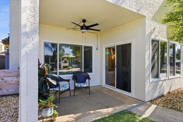 6314 Emerald Dr, Rocklin, CA 95677