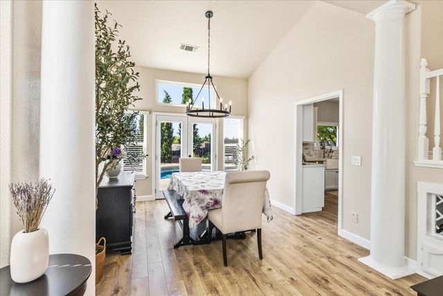 6314 Emerald Dr, Rocklin, CA 95677