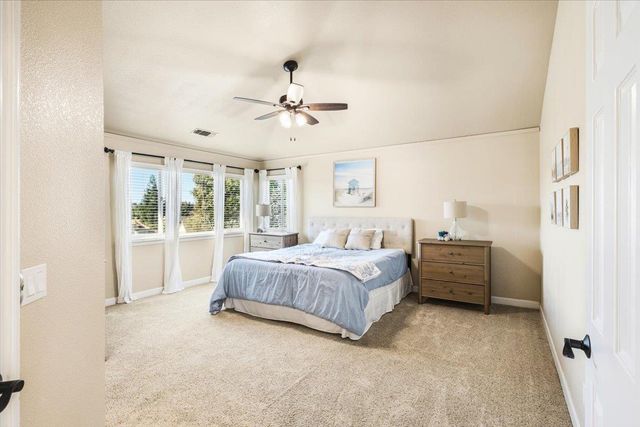 6314 Emerald Dr, Rocklin, CA 95677