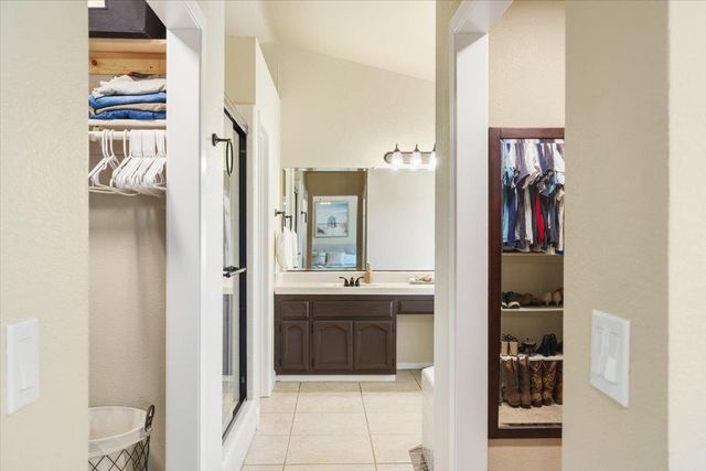6314 Emerald Dr, Rocklin, CA 95677