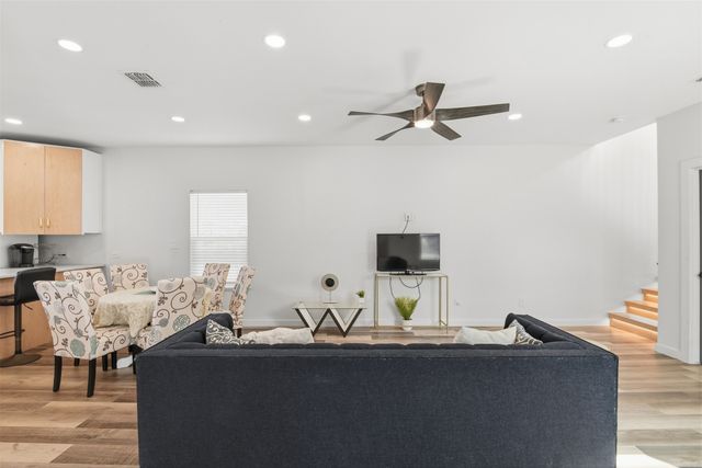 521 York Street, Athens, TX 75751