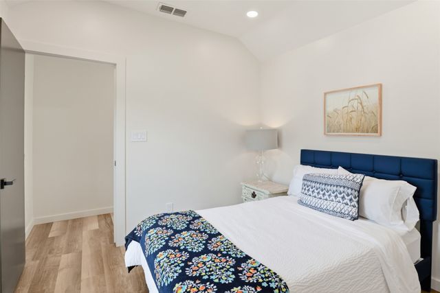 521 York Street, Athens, TX 75751