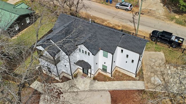 521 York Street, Athens, TX 75751