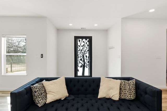 521 York Street, Athens, TX 75751