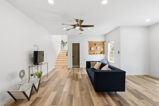 521 York Street, Athens, TX 75751