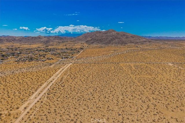 6 Sunflower Drive, Joshua Tree, CA 92284