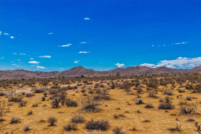 6 Sunflower Drive, Joshua Tree, CA 92284