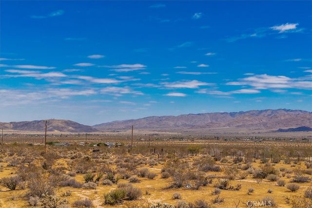 6 Sunflower Drive, Joshua Tree, CA 92284