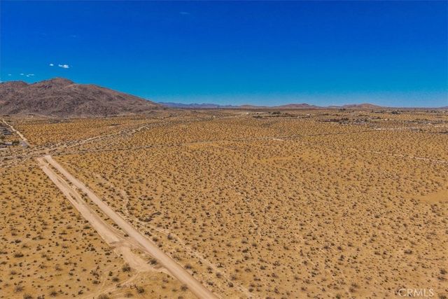 6 Sunflower Drive, Joshua Tree, CA 92284