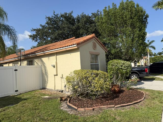 8164 PELICAN HARBOUR Drive, Lake Worth, FL 33467