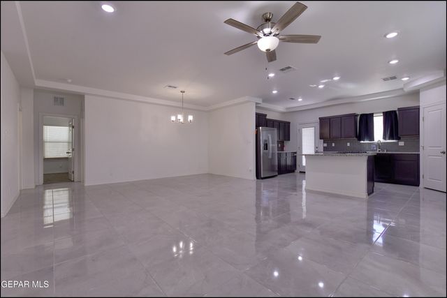 12844 Giovanni Grajeda Avenue, El Paso, TX 79928