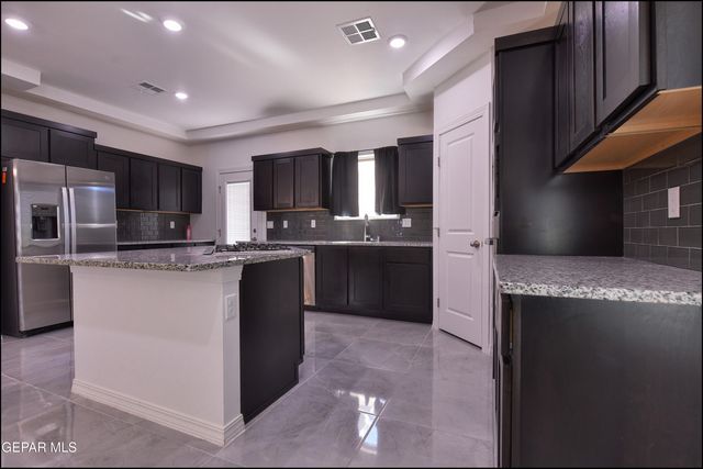 12844 Giovanni Grajeda Avenue, El Paso, TX 79928