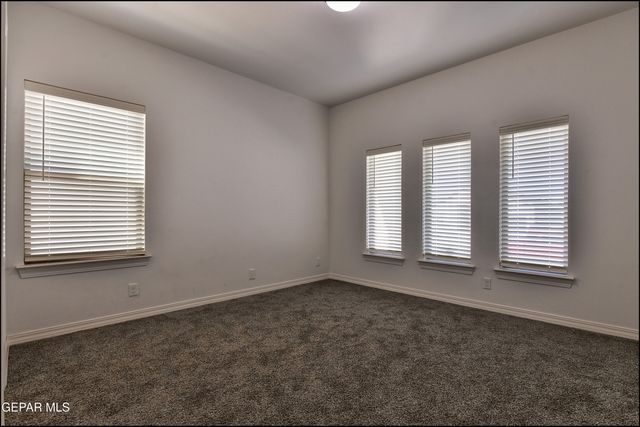 12844 Giovanni Grajeda Avenue, El Paso, TX 79928