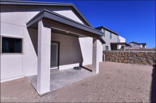 12844 Giovanni Grajeda Avenue, El Paso, TX 79928