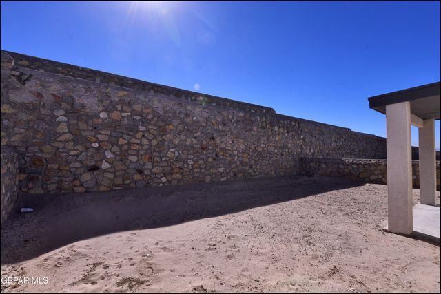 12844 Giovanni Grajeda Avenue, El Paso, TX 79928