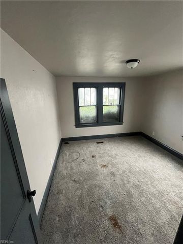 3306 Madison AVE, Newport News, VA 23607