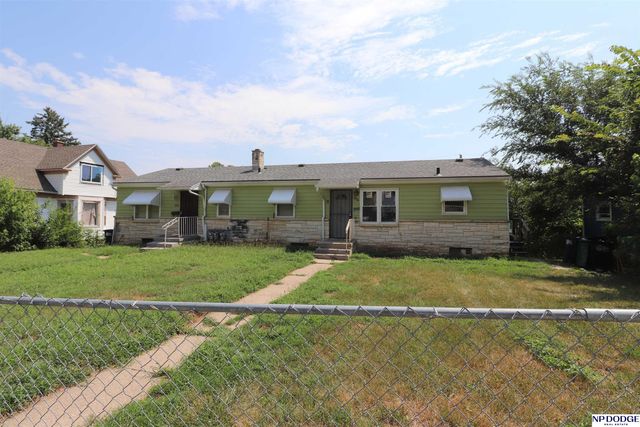 3925 N 38th Street, Omaha, NE 68107