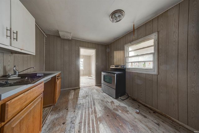 1118 & 1120 E Negley Avenue, Evansville, IN 47711