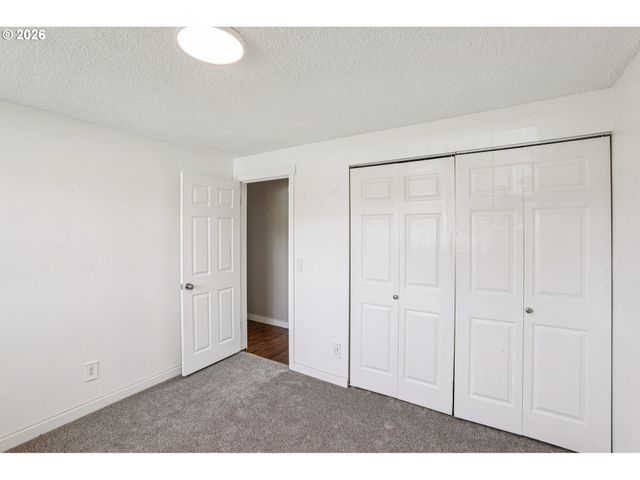 1137 Ne 193RD Ave, Portland, OR 97230