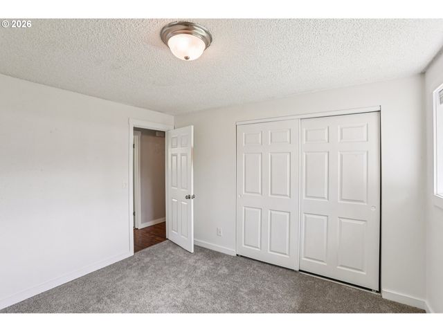 1137 Ne 193RD Ave, Portland, OR 97230