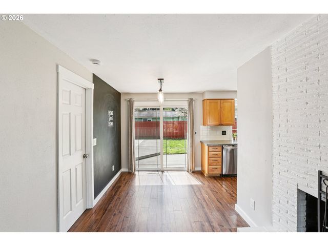 1137 Ne 193RD Ave, Portland, OR 97230