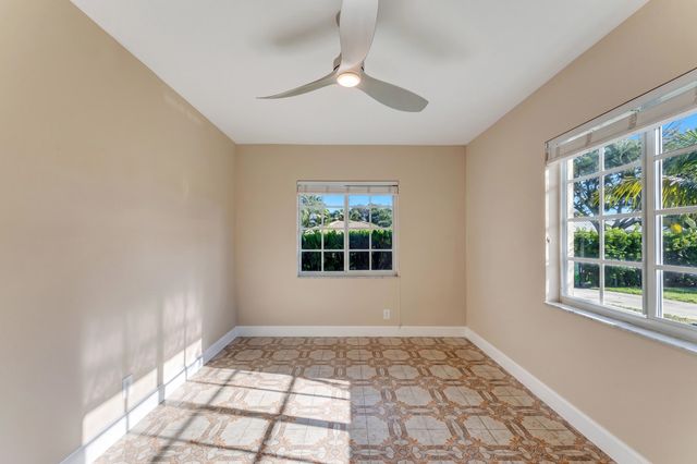 1100 SW 12th Avenue, Boca Raton, FL 33486